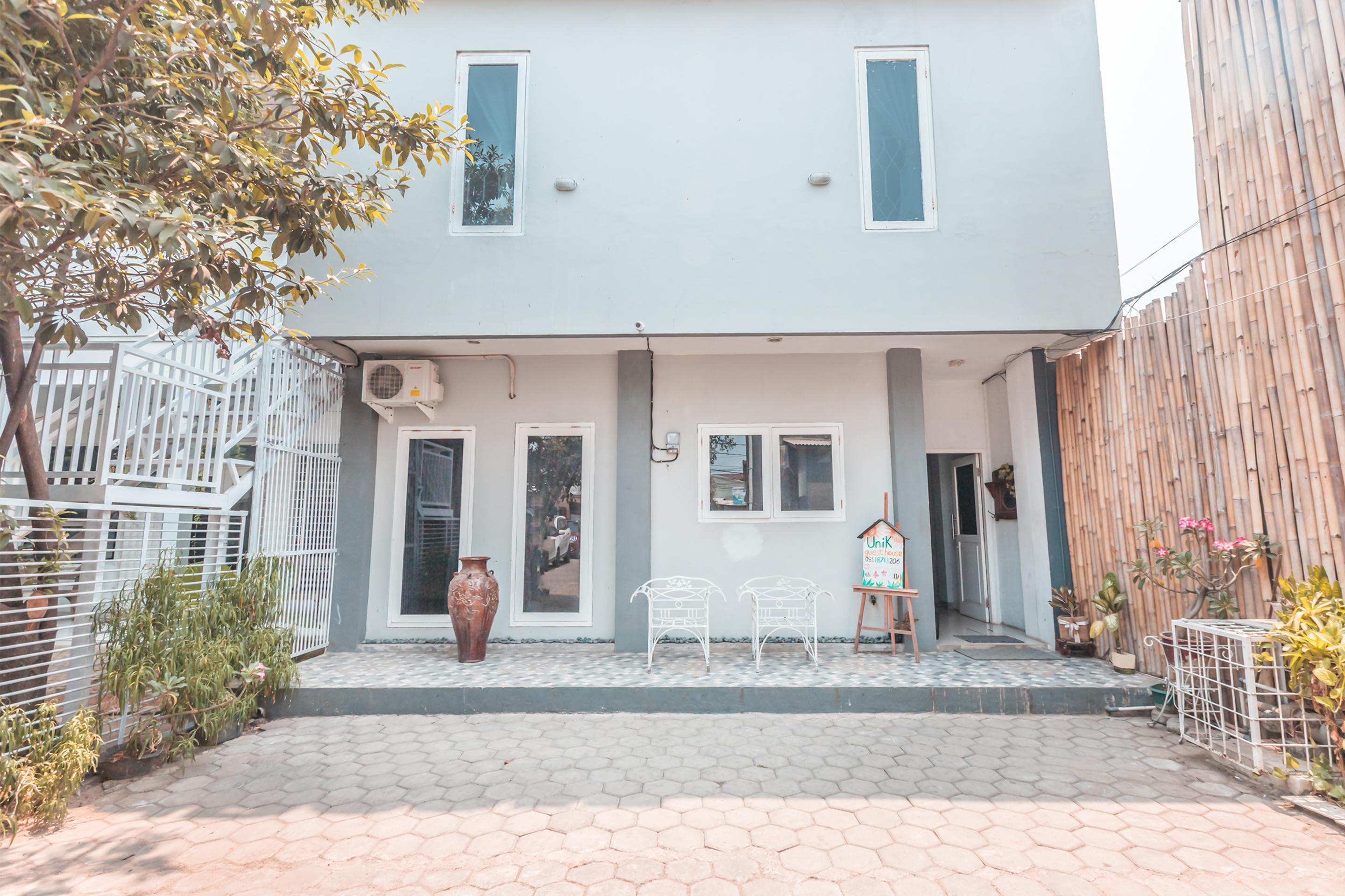 Oyo 1555 Unik Guesthouse Syariah Yakarta Exterior foto